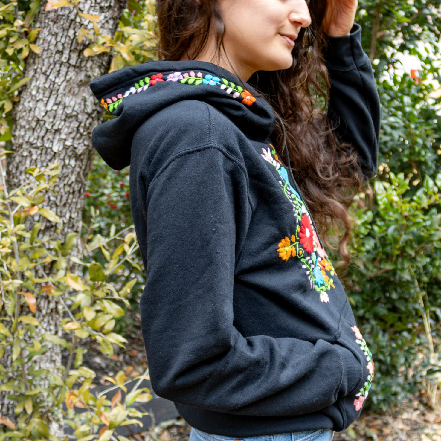 Chilac Floral Embroidered Pullover Hoodie - Image 7