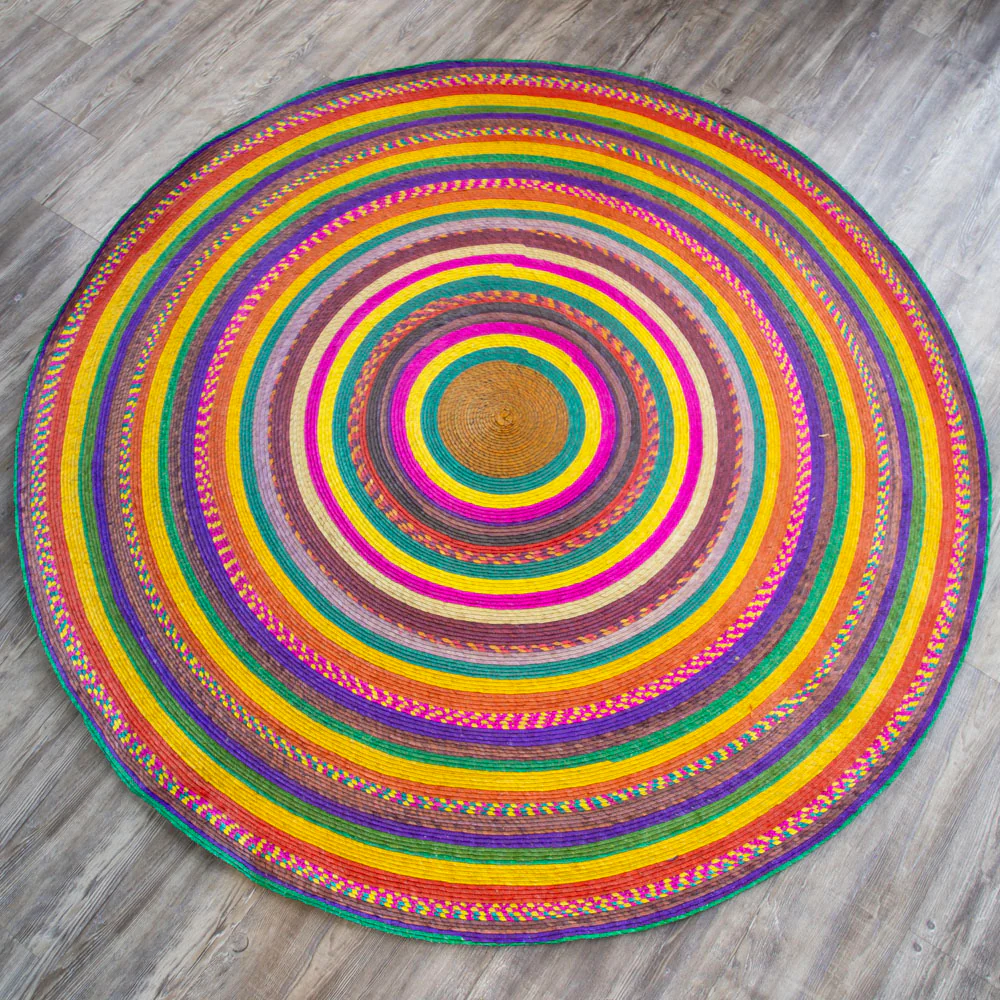 Handwoven Palm Round Area Rug (59" diameter) - Image 5