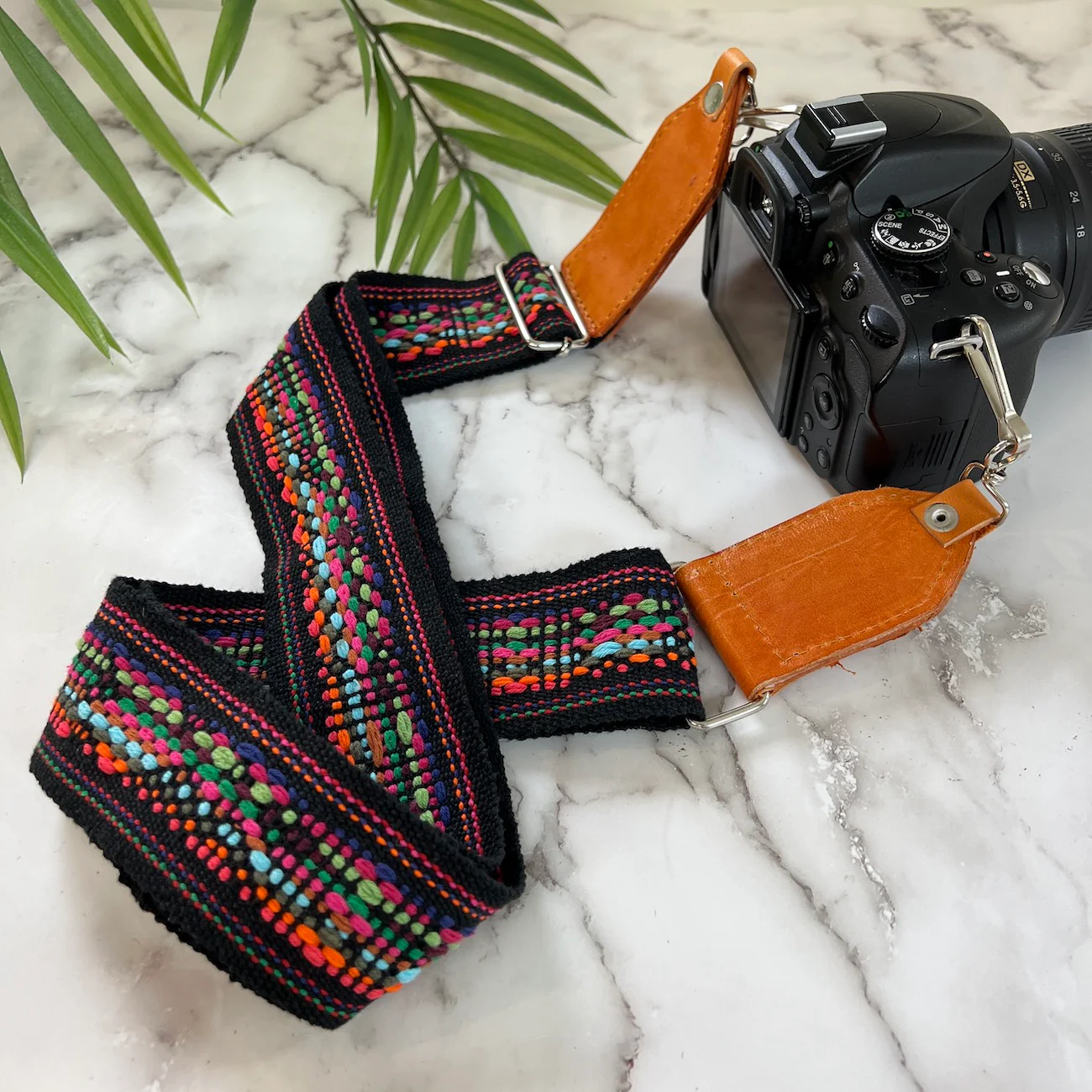 Jalieza Telar Woven Camera Strap - Image 5