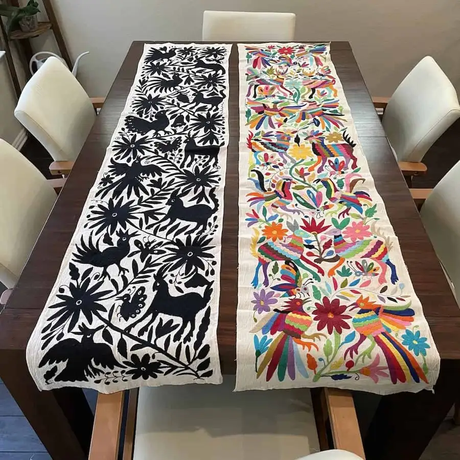 Otomí Hand-Embroidered Table Runner - Image 7