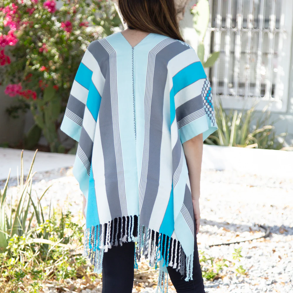 Oxchuc Lines and Rhombus Poncho - Image 11