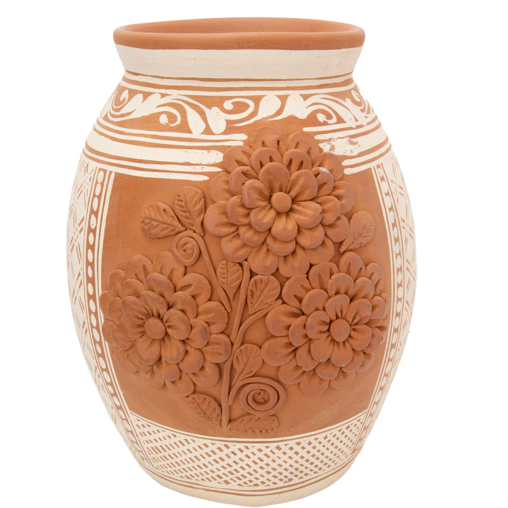 Patamban Cantaro Vase with Sculpted Flowers - Image 5