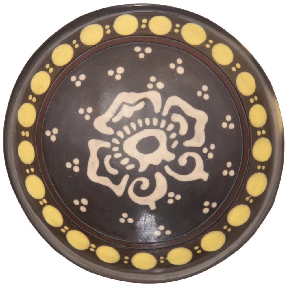 Zinapécuaro Small Ceramic Tripod Dish - Image 17