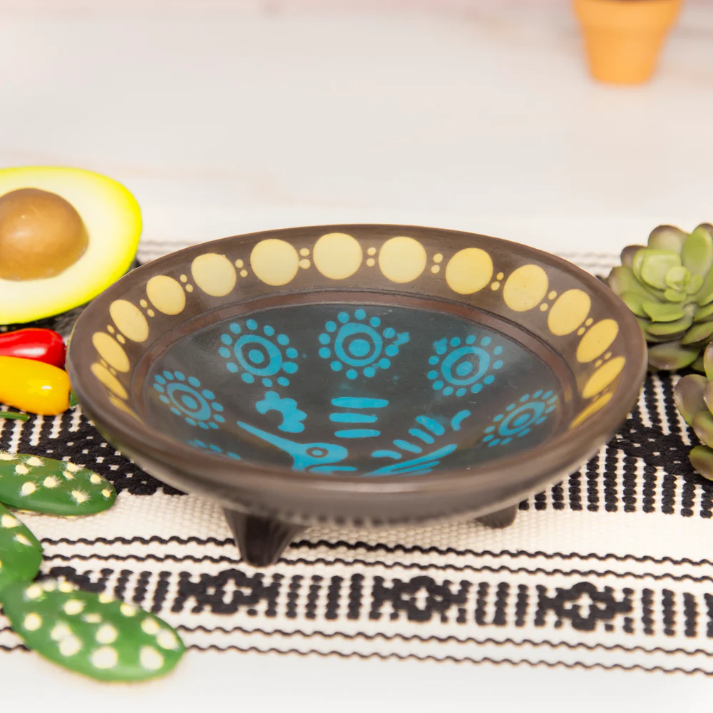 Zinapécuaro Small Ceramic Tripod Dish - Image 5